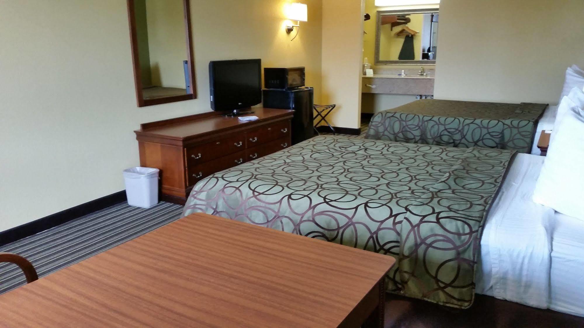เบสต์ เวสเทิร์น ดิคสัน Hotel ภายนอก รูปภาพ